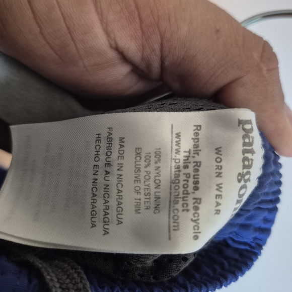 Patagonia Men's Vibrant Blue Swim Trunks - Picture 5 of 5